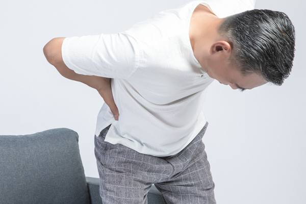 男性腰痛原因 男性腰痛原因